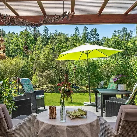 Semesterbostad Beautiful In With Wifi And 3 Bedrooms Kolind