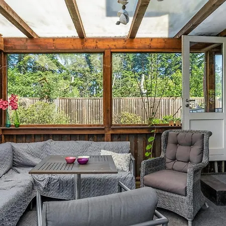 Beautiful In With Wifi And 3 Bedrooms Semesterbostad *