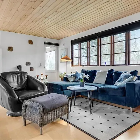 Beautiful In With Wifi And 3 Bedrooms *
